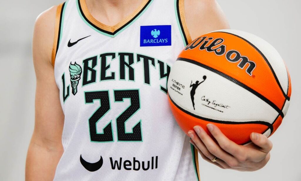 Barclays amplia investimento no esporte feminino com patrocínio ao New York Liberty, da WNBA