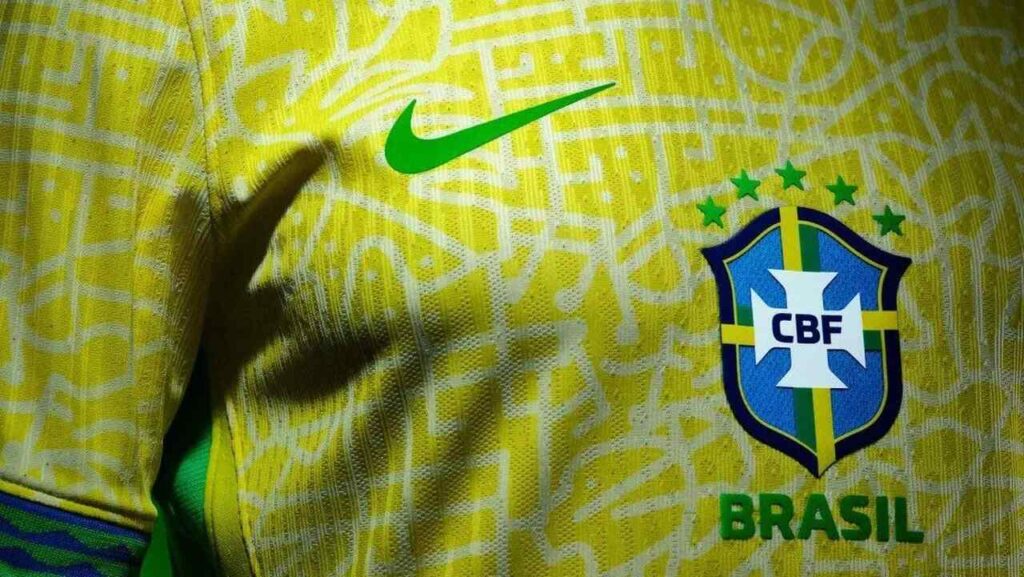 CBF deve ir ao mercado ouvir propostas para fornecimento de material esportivo da Seleção Brasileira