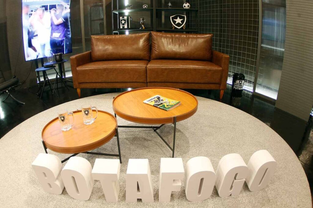 Primeiro mês com o novo estúdio faz BotafogoTV crescer 110% em audiência