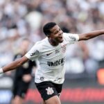 Corinthians aprova balanço de 2023 com R$ 1 bilhão de receitas