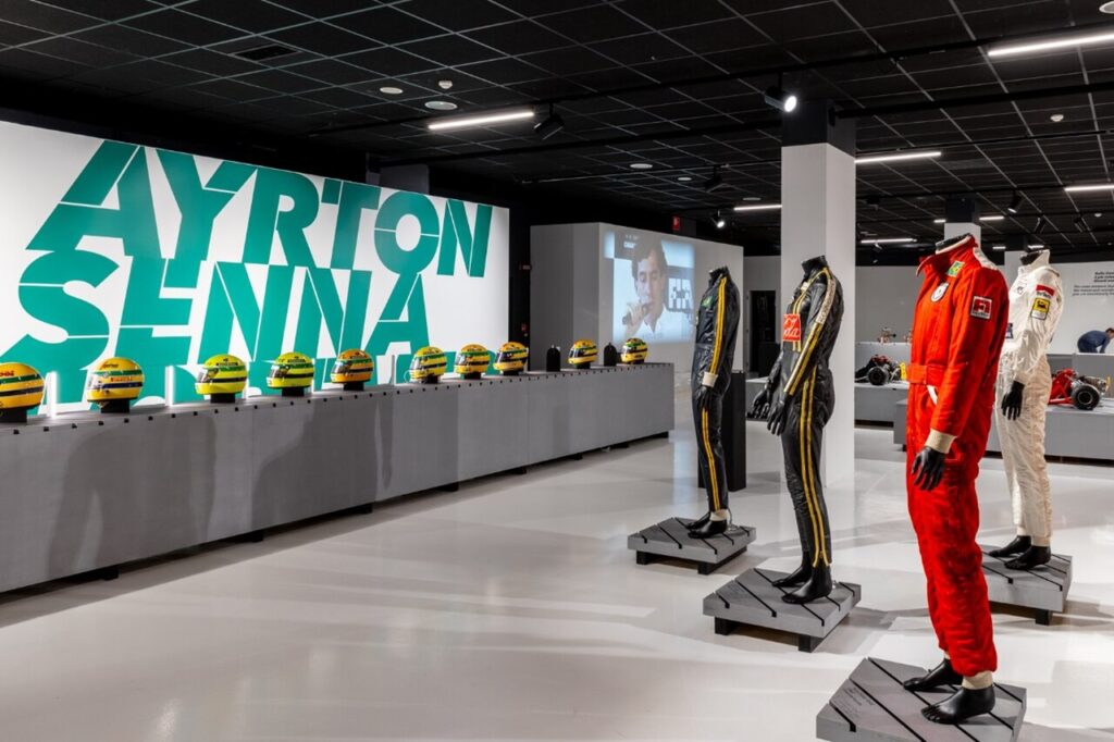 Museu Nacional do Automóvel, em Turim, inaugura exposição dedicada a Ayrton Senna